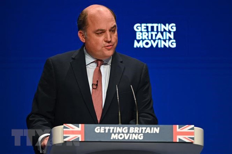 Bộ trưởng Quốc phòng Anh sẽ từ chức trước đợt cải tổ nội các mới