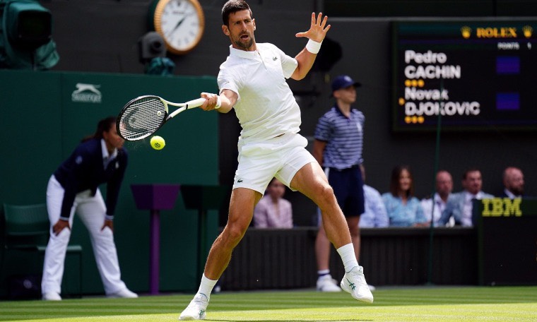  Djokovic khởi đầu thuận lợi 