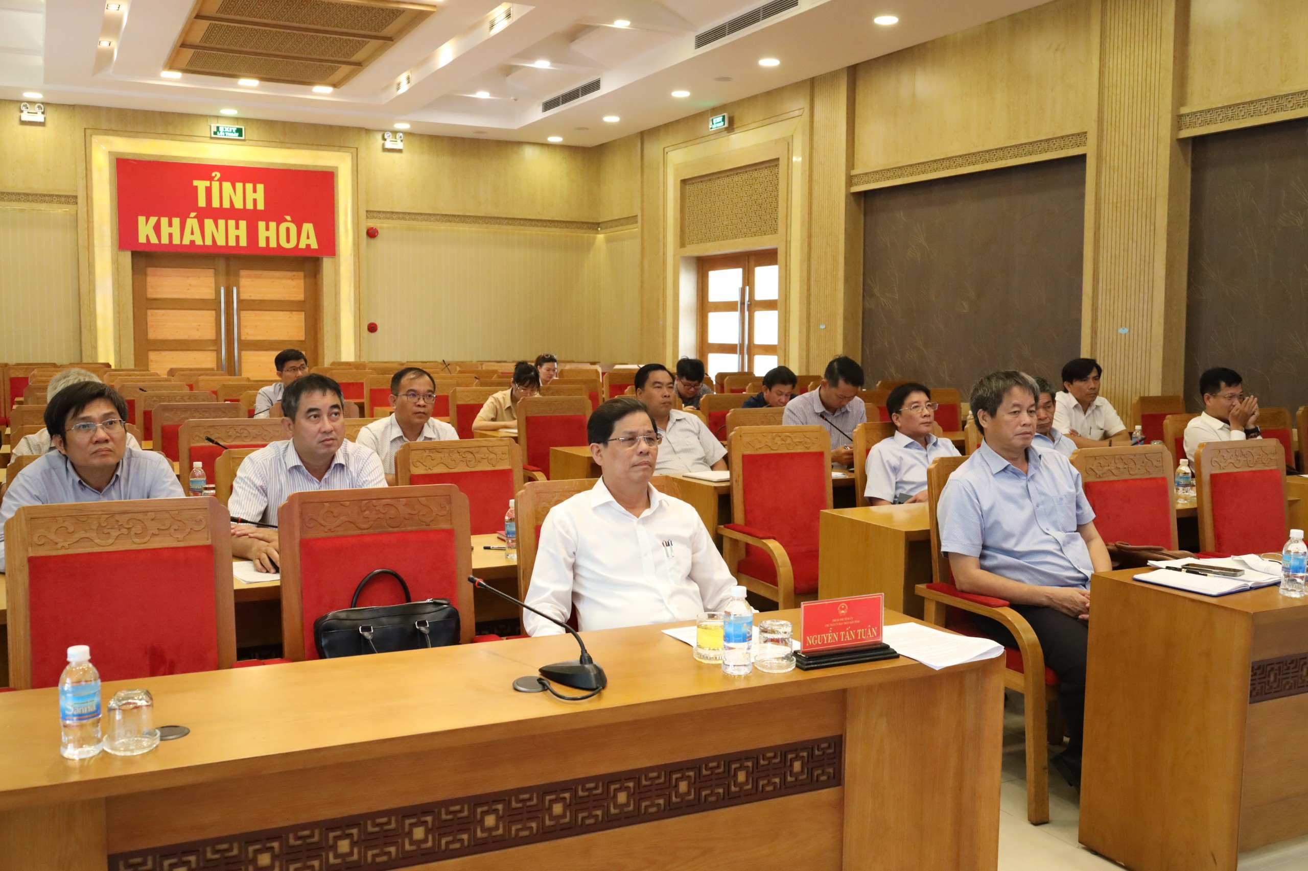 Quyết liệt đẩy nhanh tiến độ các công trình, dự án quan trọng quốc gia