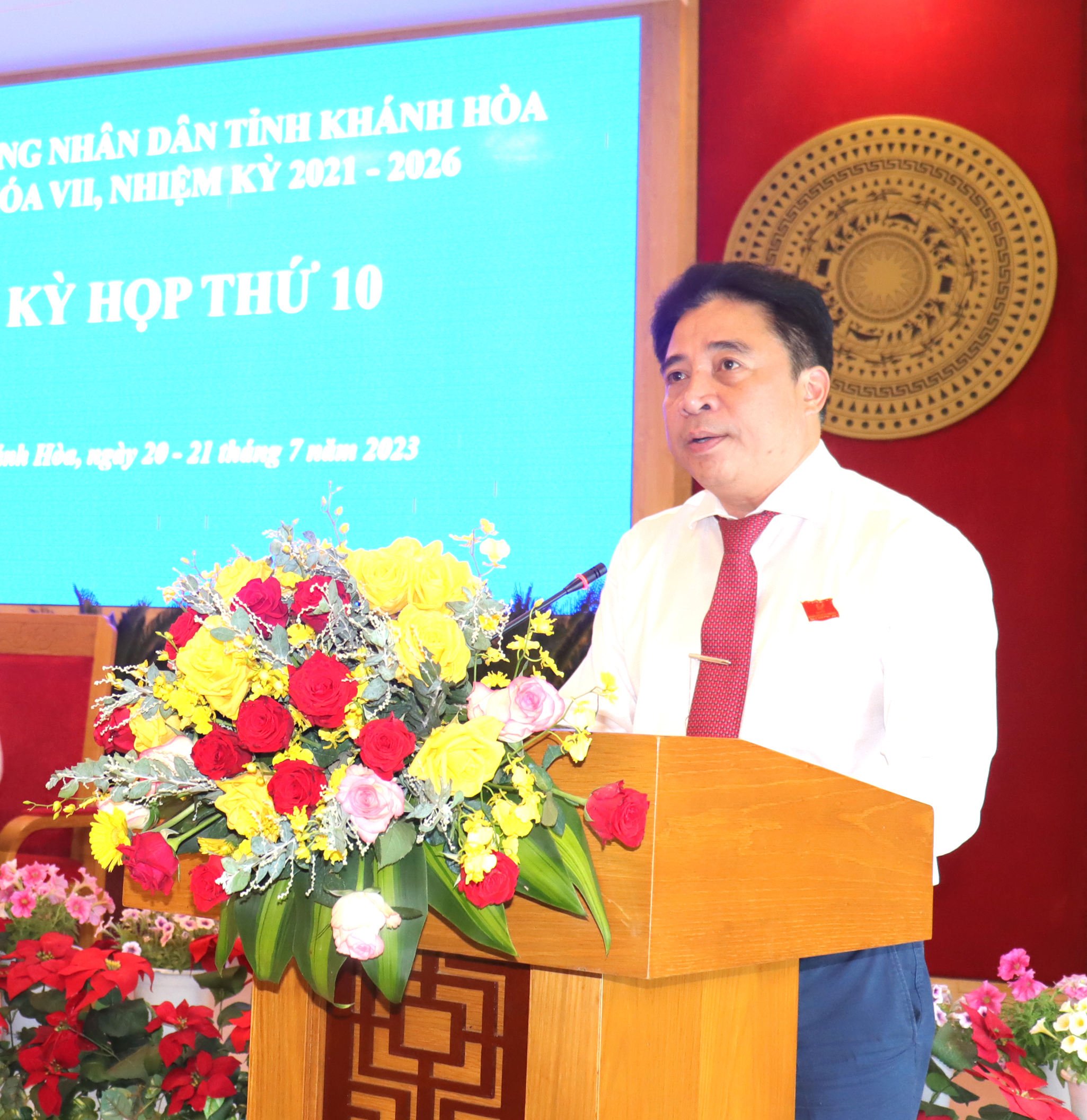 Đồng chí Nguyễn Khắc Toàn phát biểu bế mạc Kỳ họp