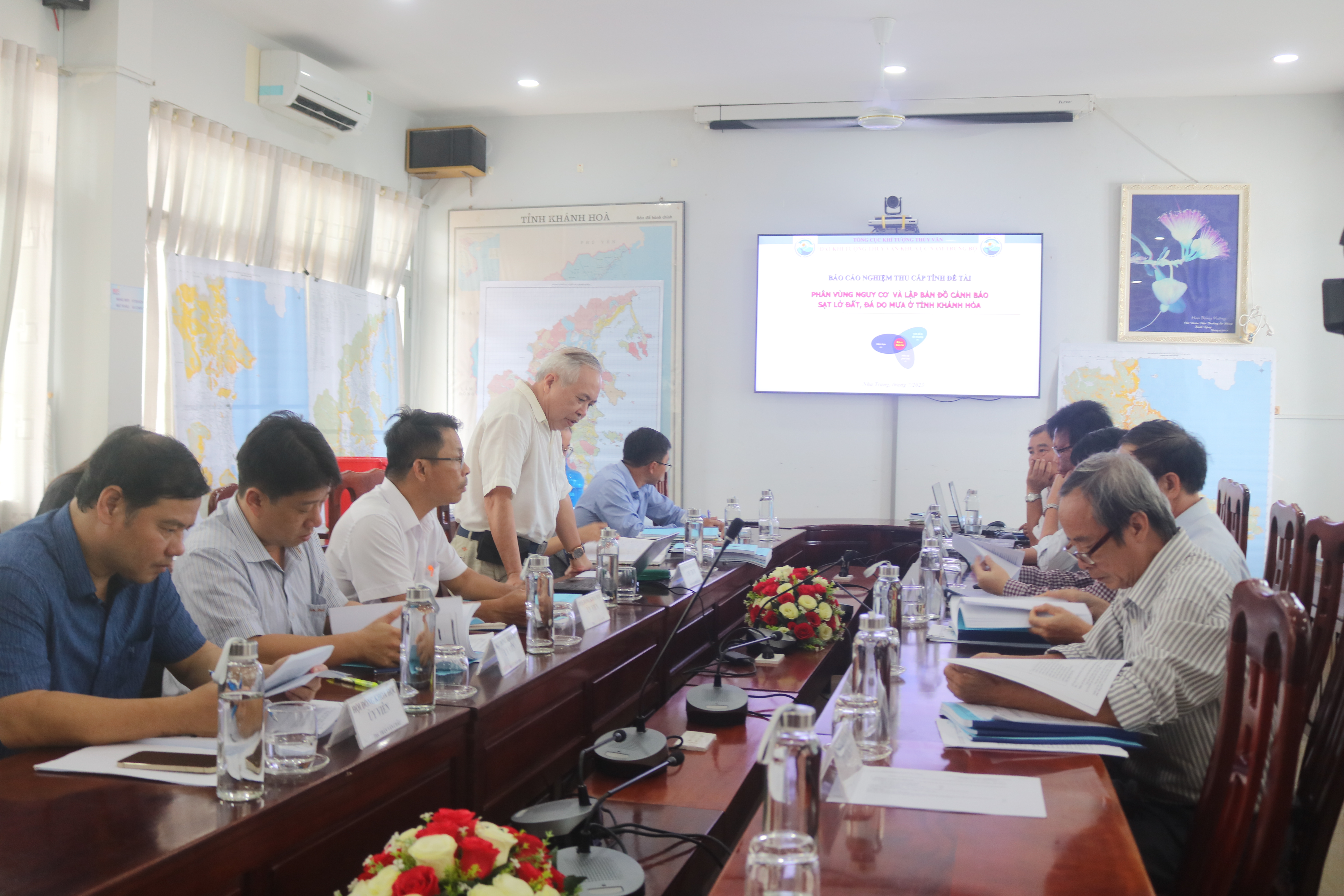 Nghiệm thu đề tài phân vùng nguy cơ sạt lở đất