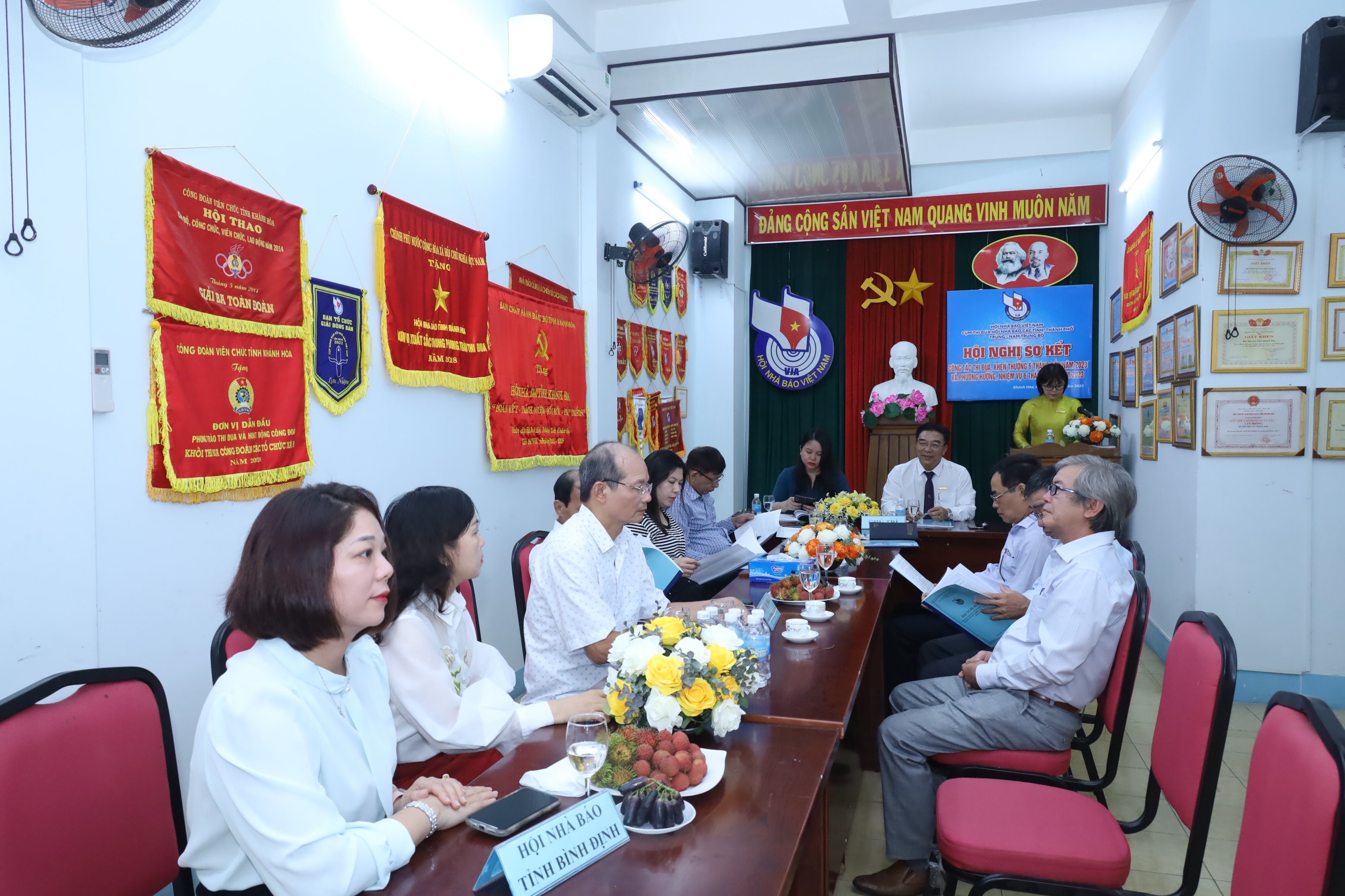 Sơ kết cụm thi đua Hội Nhà báo các tỉnh, thành phố Trung - Nam Trung Bộ