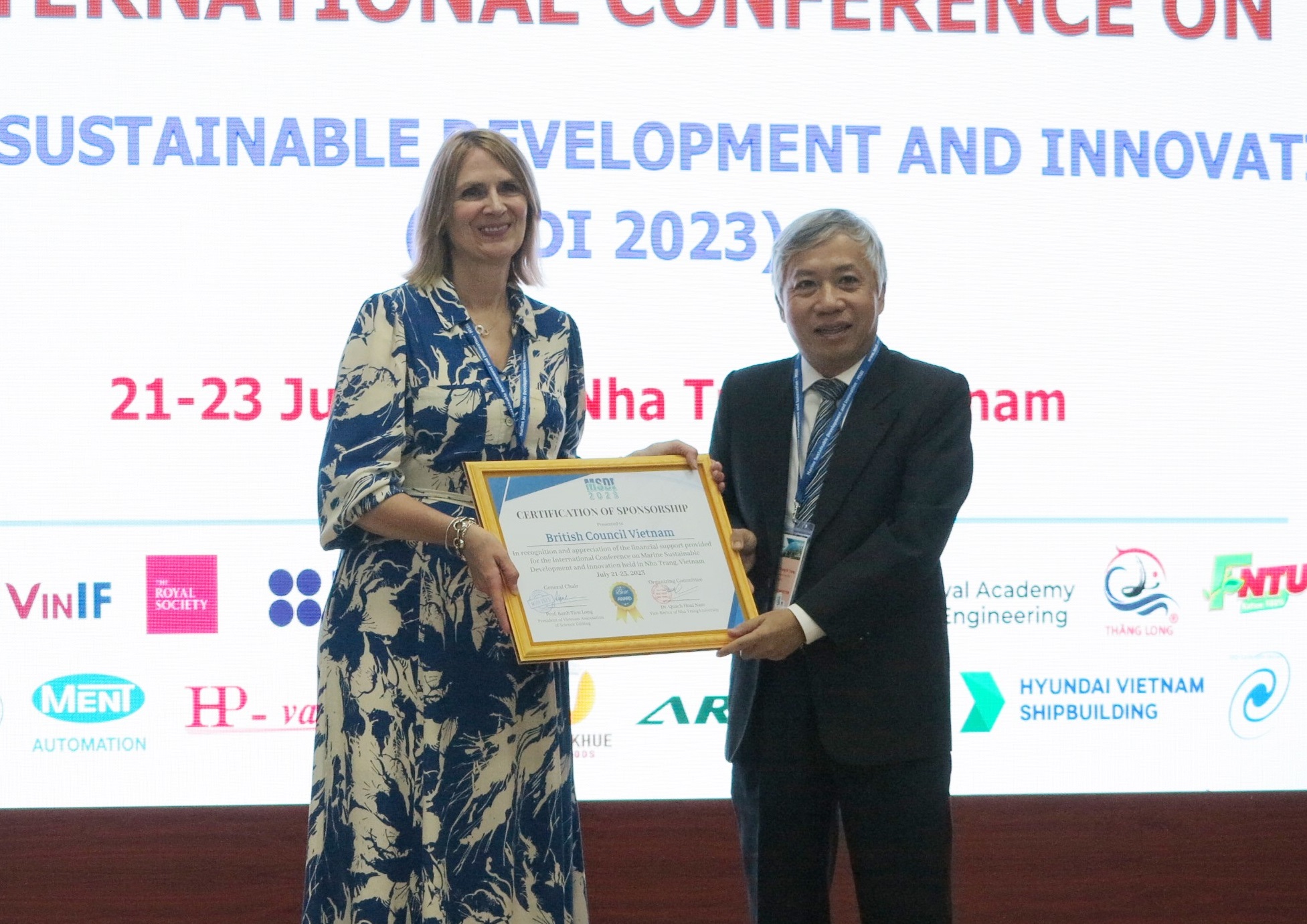 Hội nghị quốc tế về đổi mới và phát triển biển bền vững