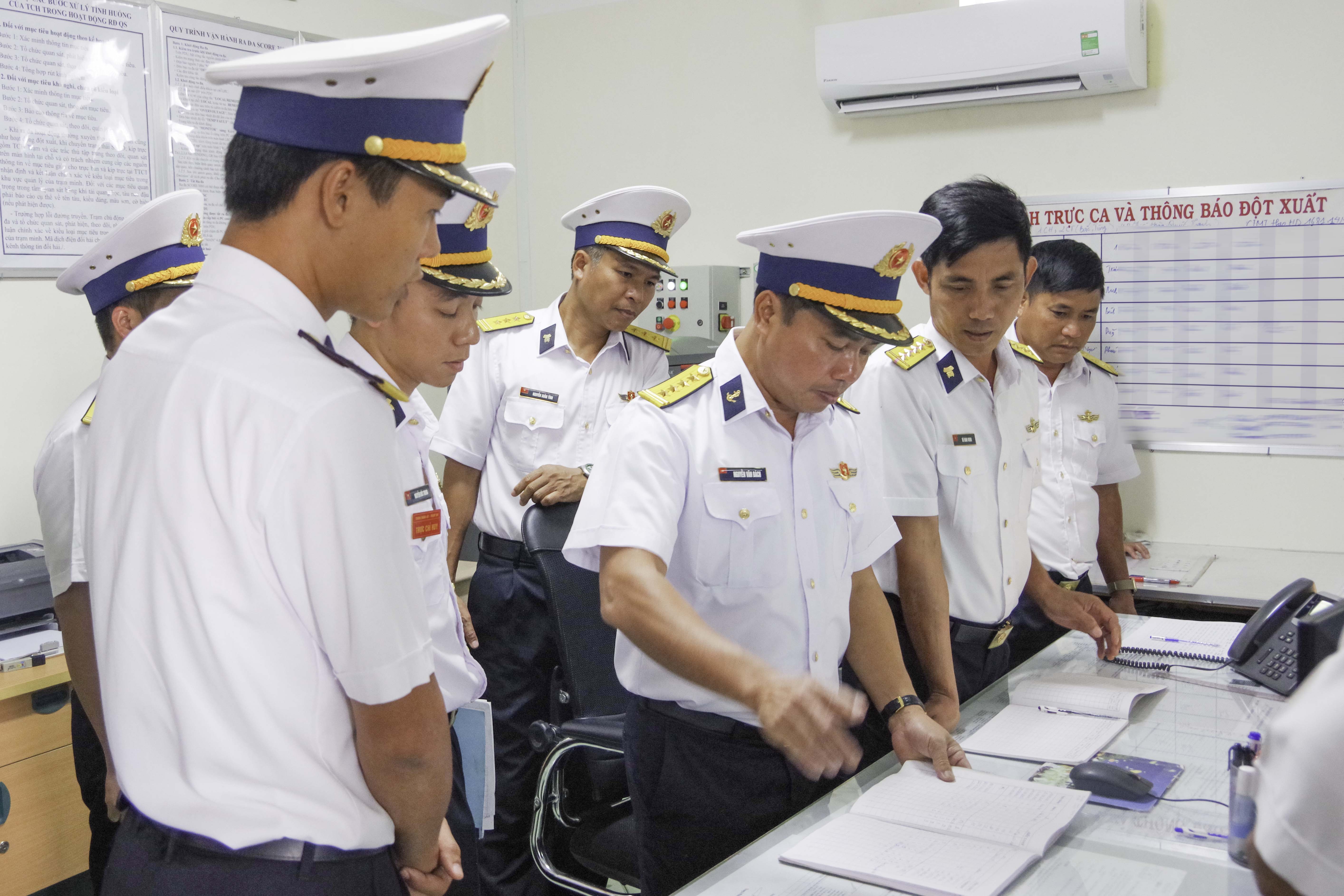 Vùng 4 Hải quân kiểm tra công tác tại Trạm Radar 560