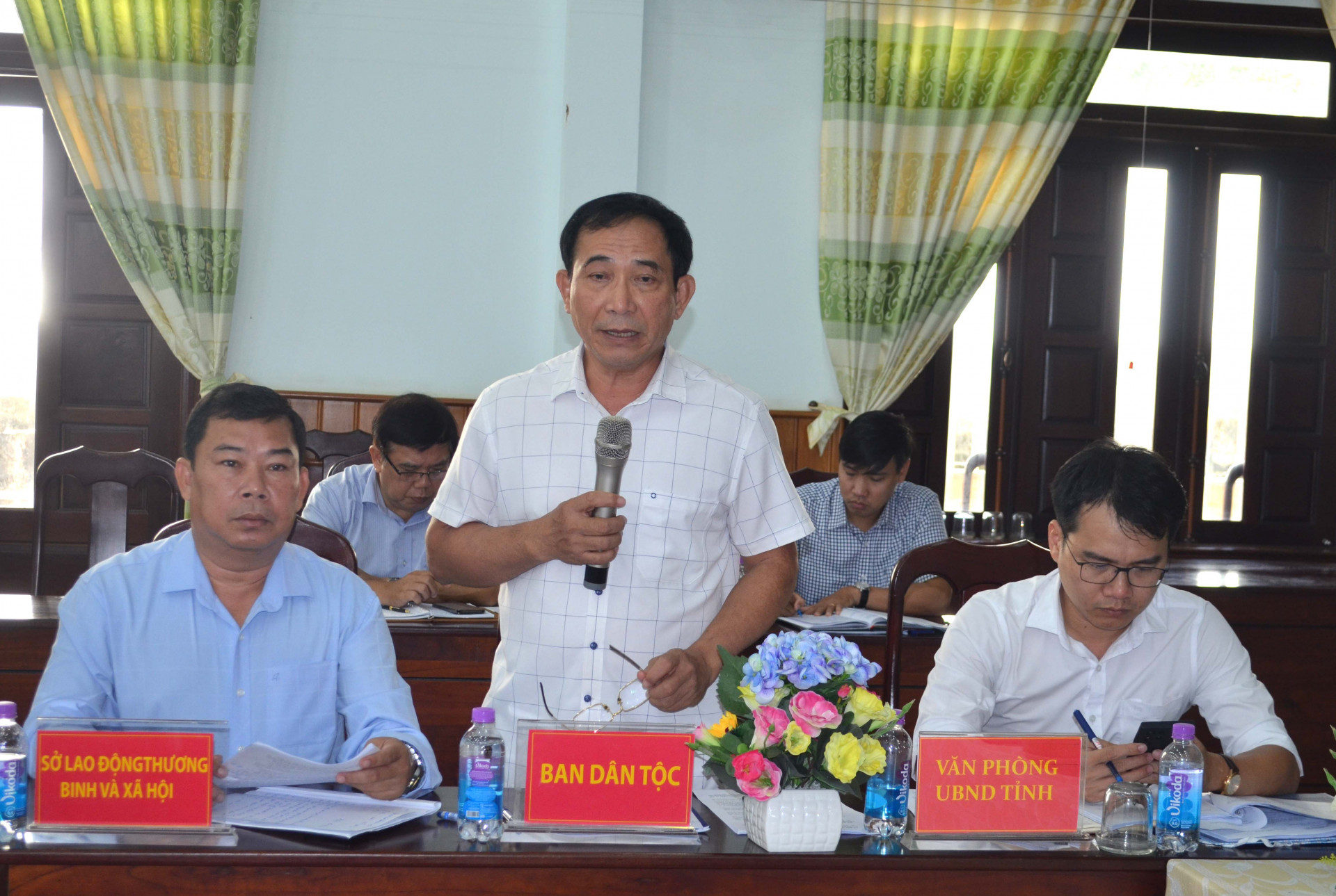 Ông Nguyễn Ngọc Sơn – Phó Trưởng Ban Dân tộc tỉnh phát biểu tại buổi làm việc.
