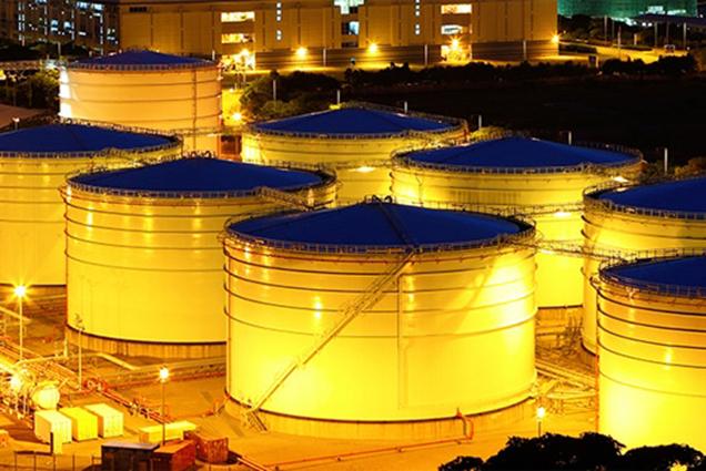 Giá xăng dầu hôm nay (1-7): Tăng nhưng giảm quý thứ tư liên tiếp