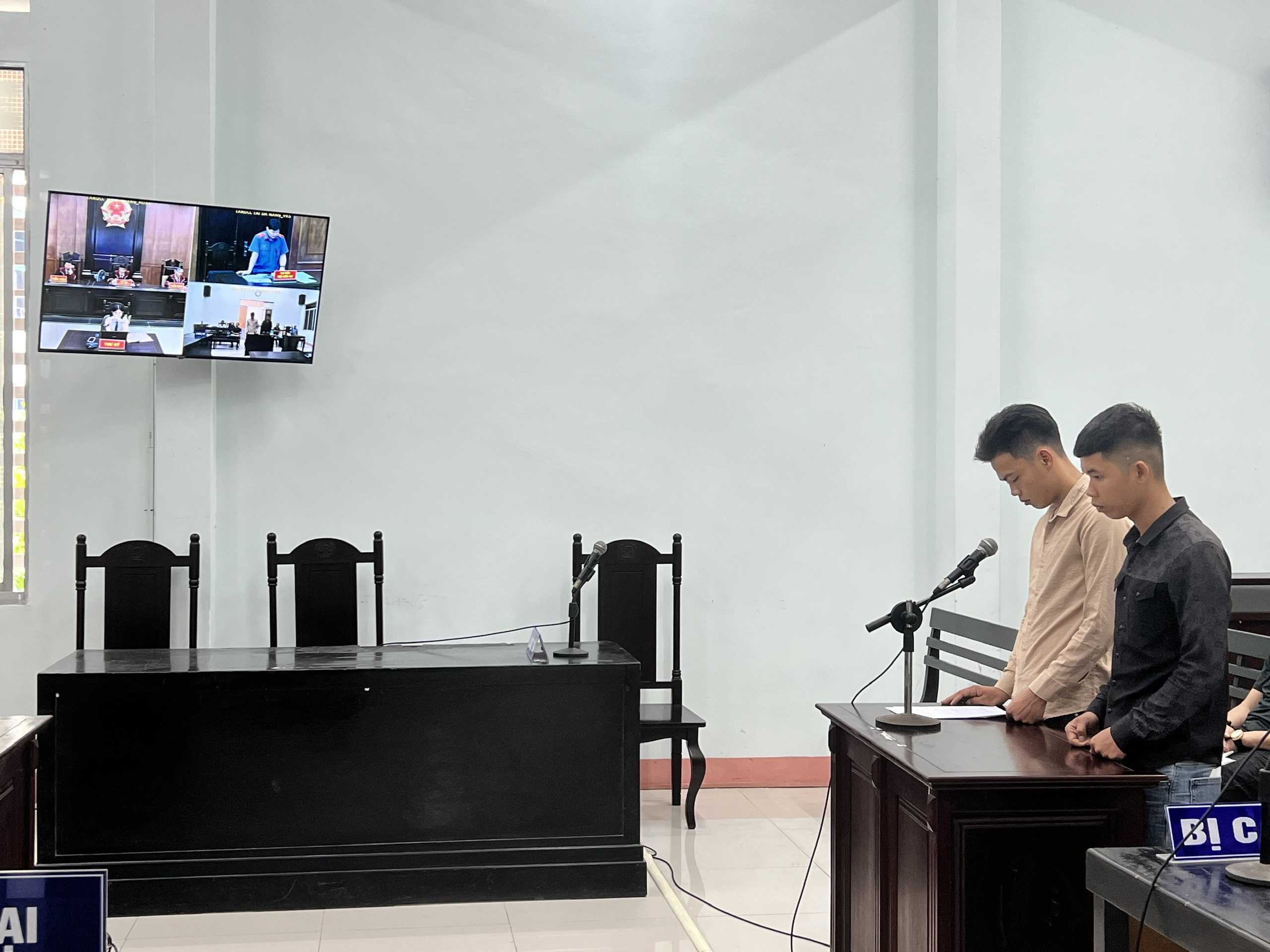 Bác kháng cáo của 2 bị cáo gây rối trật tự