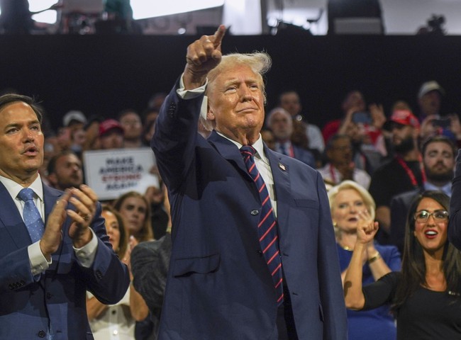 Bầu cử Mỹ 2024: Ông Donald Trump chính thức nhận đề cử của đảng Cộng hòa