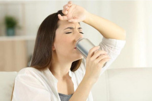 Thường xuyên khát nước dấu hiệu cảnh báo vấn đề sức khỏe?