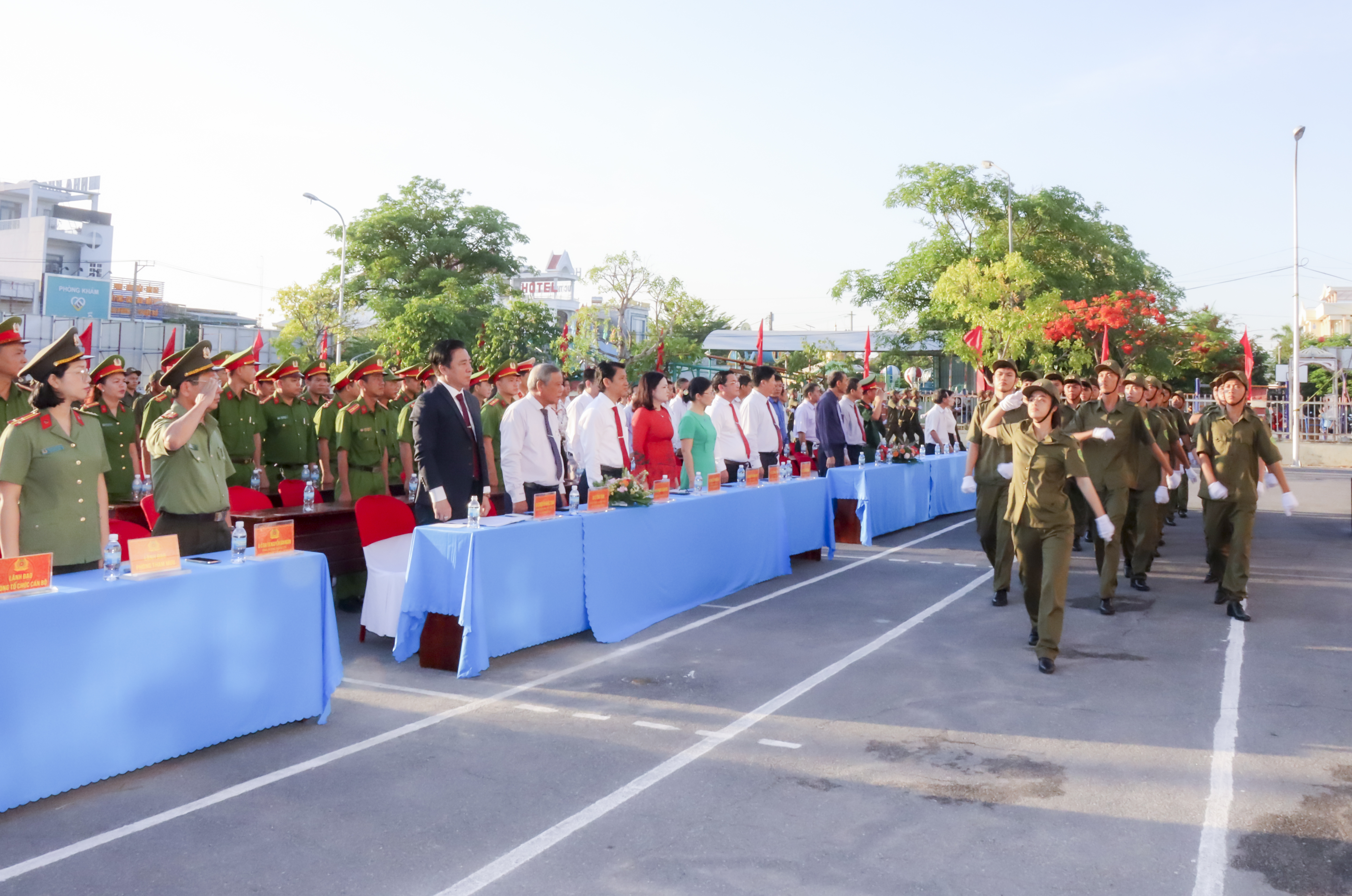 Ninh Hòa ra mắt lực lượng tham gia bảo vệ an ninh, trật tự ở cơ sở