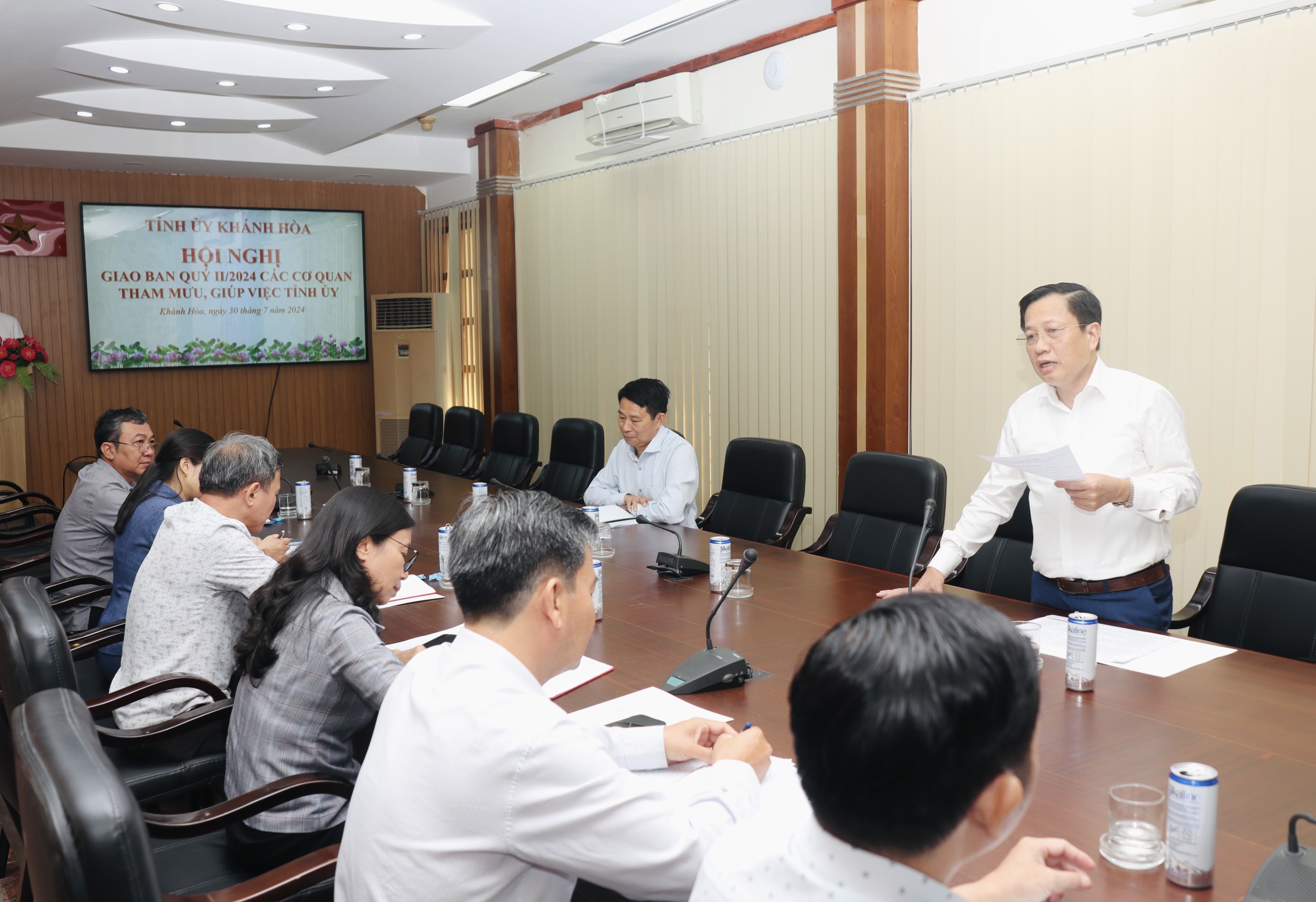 Thường trực Tỉnh ủy giao ban công tác quý II với các cơ quan tham mưu, giúp việc Tỉnh ủy