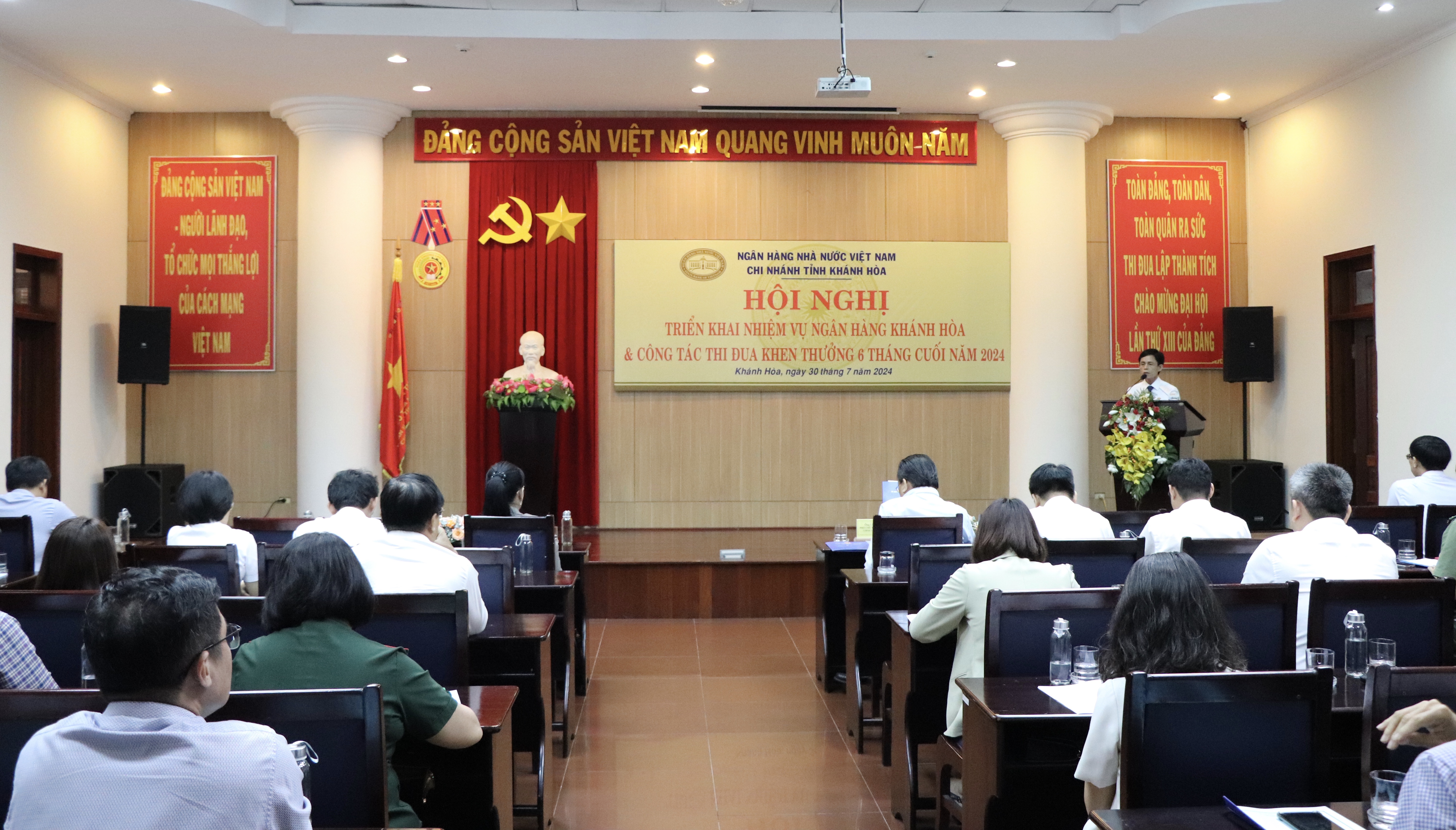 Triển khai các giải pháp thúc đẩy tăng trưởng tín dụng hiệu quả trong những tháng cuối năm