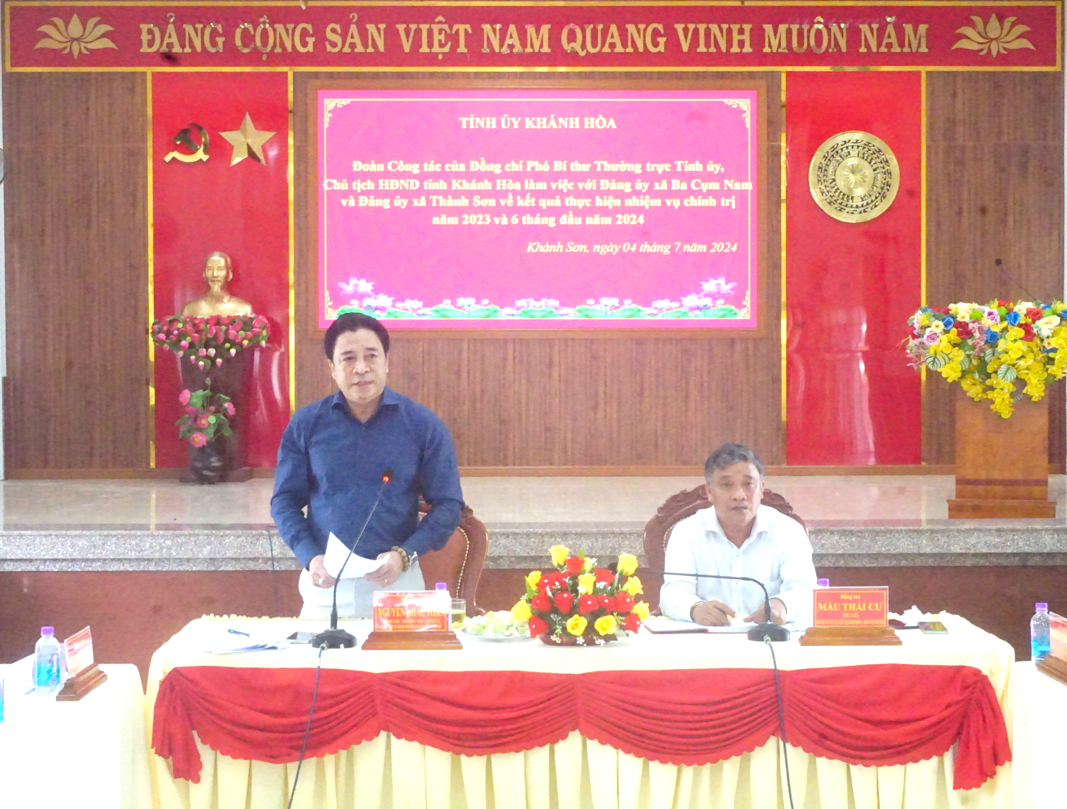 Phó Bí thư Thường trực Tỉnh ủy Nguyễn Khắc Toàn làm việc với Đảng ủy xã Thành Sơn và xã Ba Cụm Nam