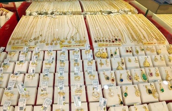 Giá vàng nhẫn sáng 17/7 tăng theo đà thế giới