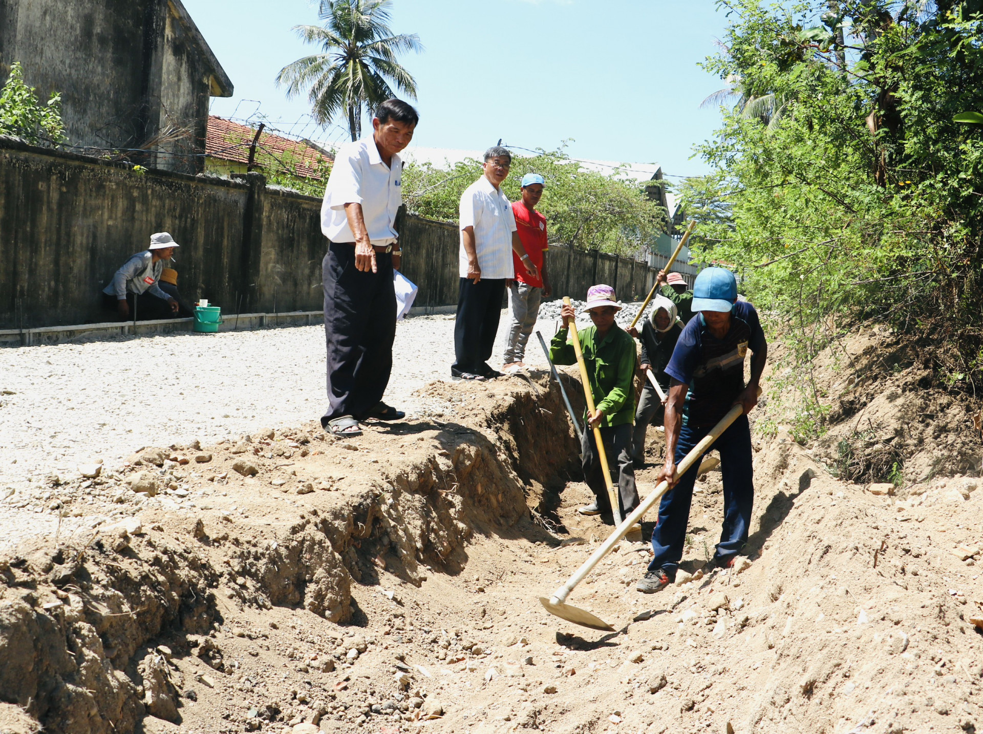 Hoạt động giám sát công trình giao thông tại phường Cam Nghĩa, TP. Cam Ranh. 
