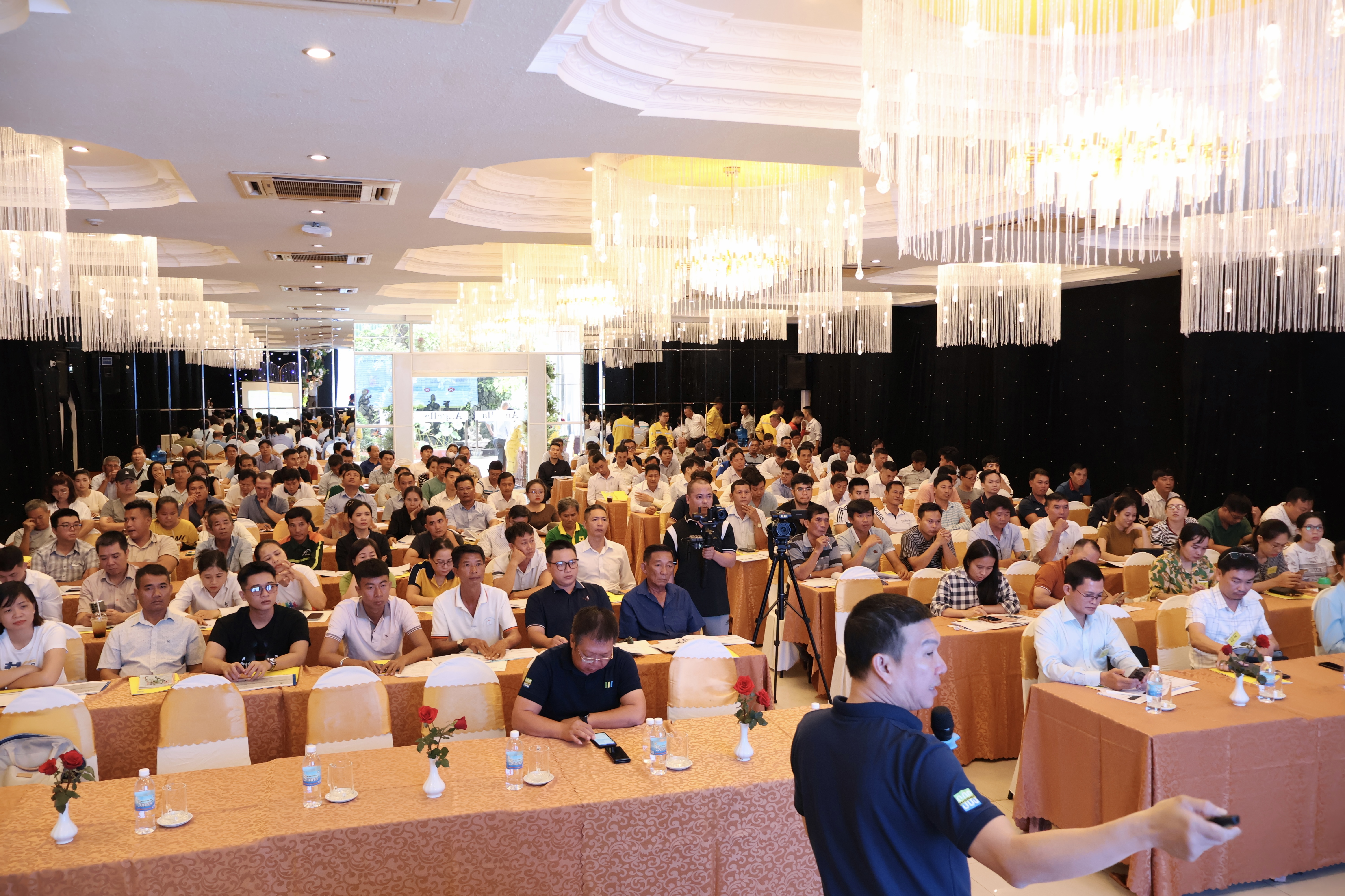 Hơn 200 học viên tham gia lớp tập huấn kỹ năng ứng phó sự cố tràn dầu