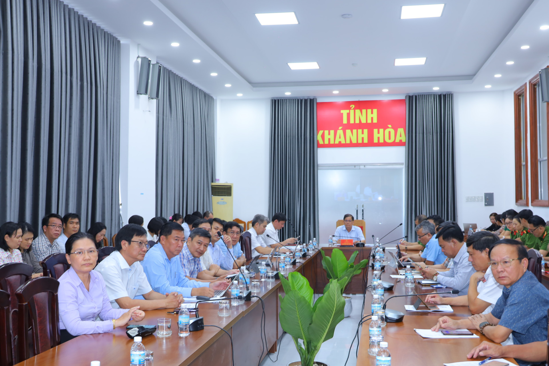 Quang cảnh tham gia phiên họp từ điểm cầu tỉnh Khánh Hòa.