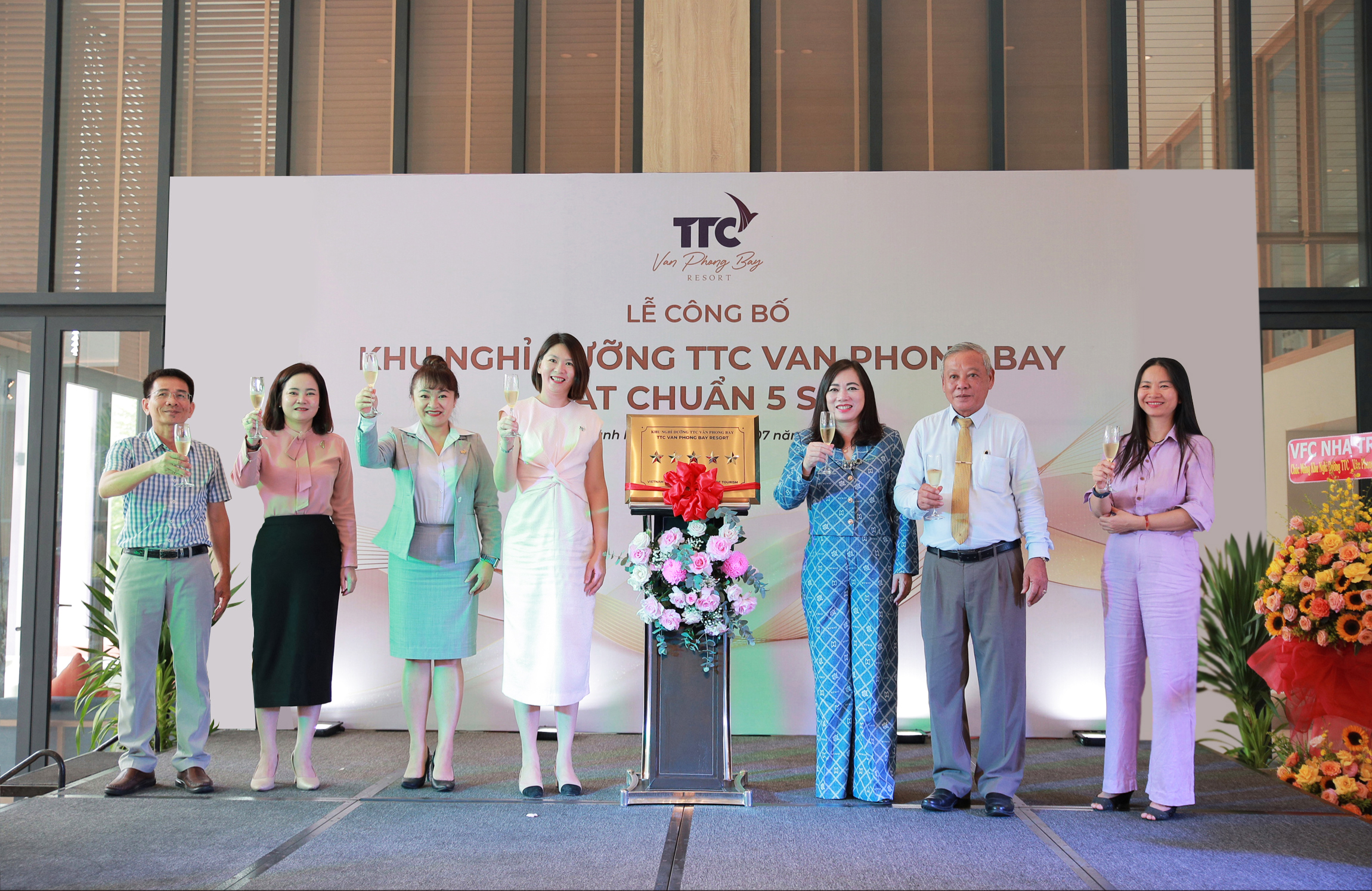 TTC Van Phong Bay Resort được công nhận đạt chuẩn 5 sao