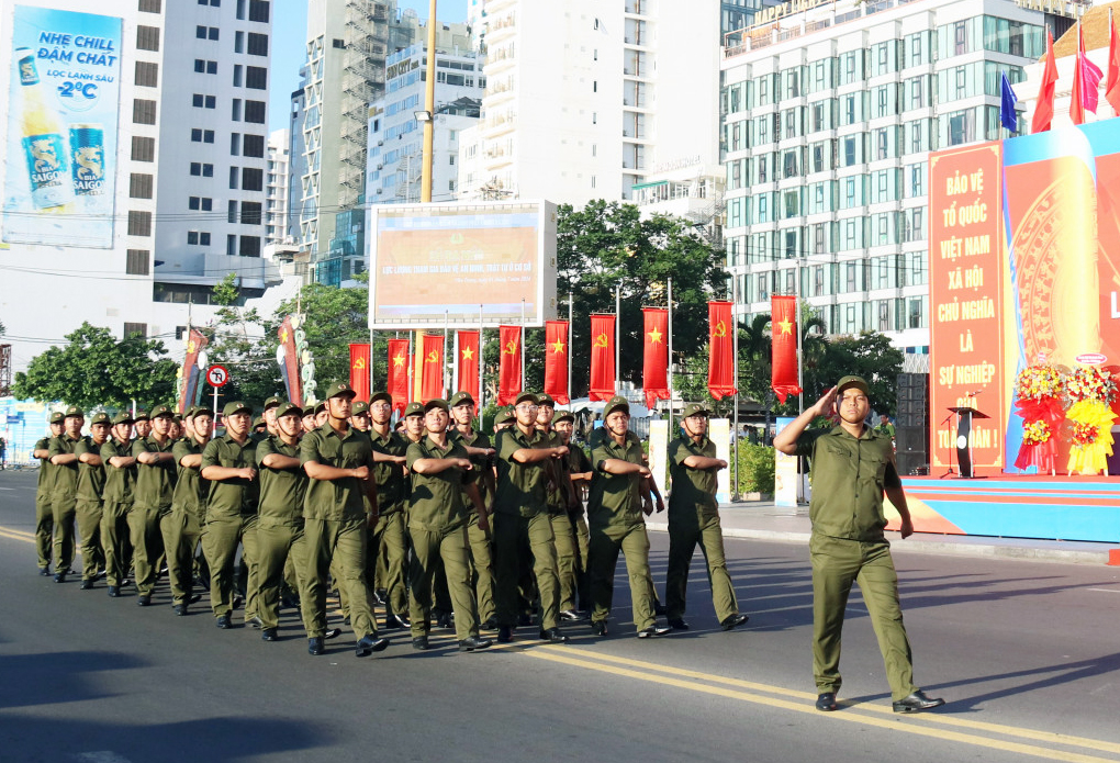 TP. Nha Trang ra mắt lực lượng tham gia bảo vệ an ninh, trật tự ở cơ sở