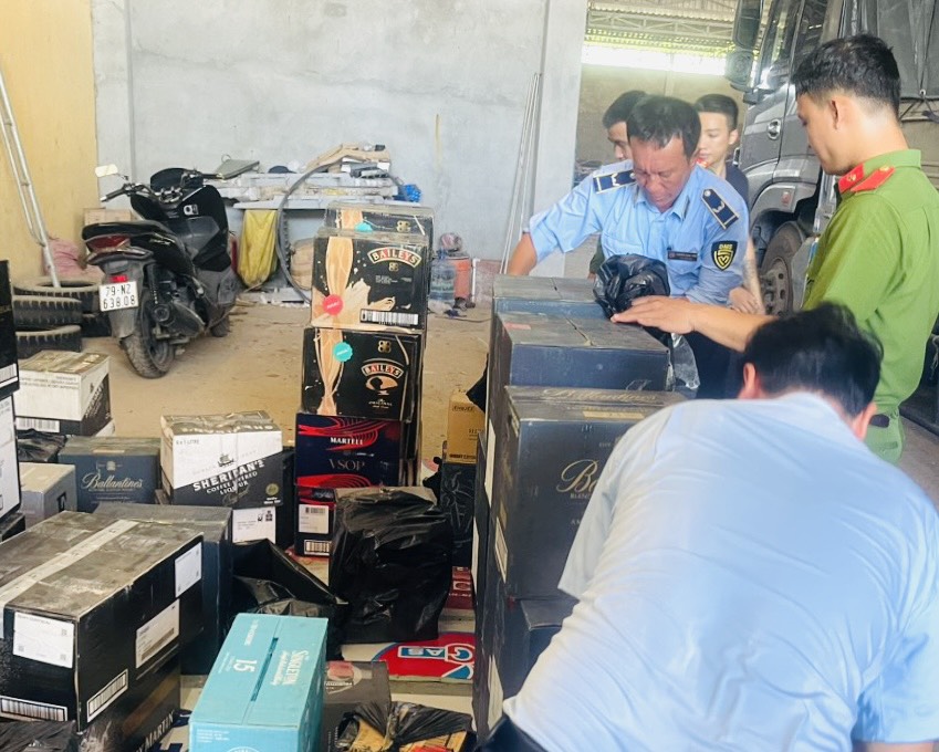 Một số tăng vật thu giữ (Ảnh do đơn vị cung cấp)