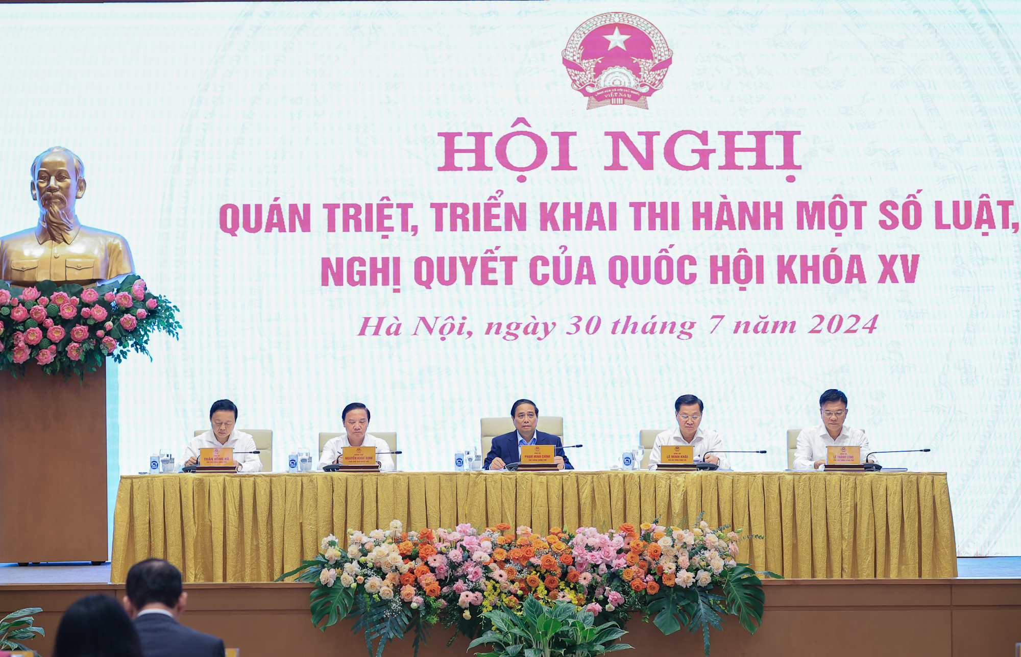 Quán triệt, triển khai thi hành một số luật, nghị quyết của Quốc hội khóa XV