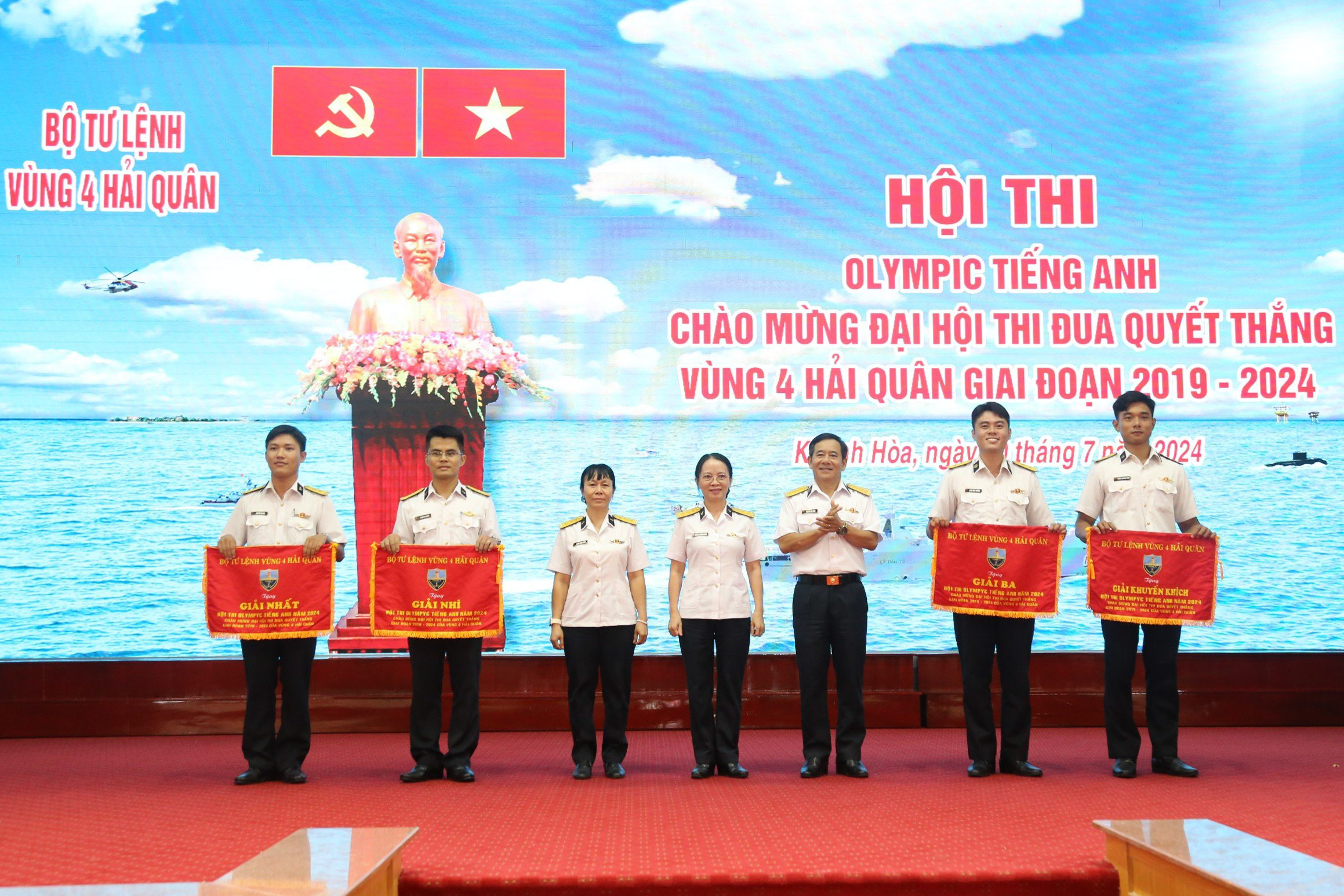 Vùng 4 Hải quân tổ chức hội thi Olympic tiếng Anh năm 2024