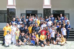 Hải quân và Lực lượng Tuần duyên Hoa Kỳ thăm, giao lưu với trẻ em mái ấm Nhân Ái