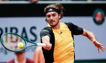 Wimbledon: Thêm hạt giống Tsitsipas bị loại sốc