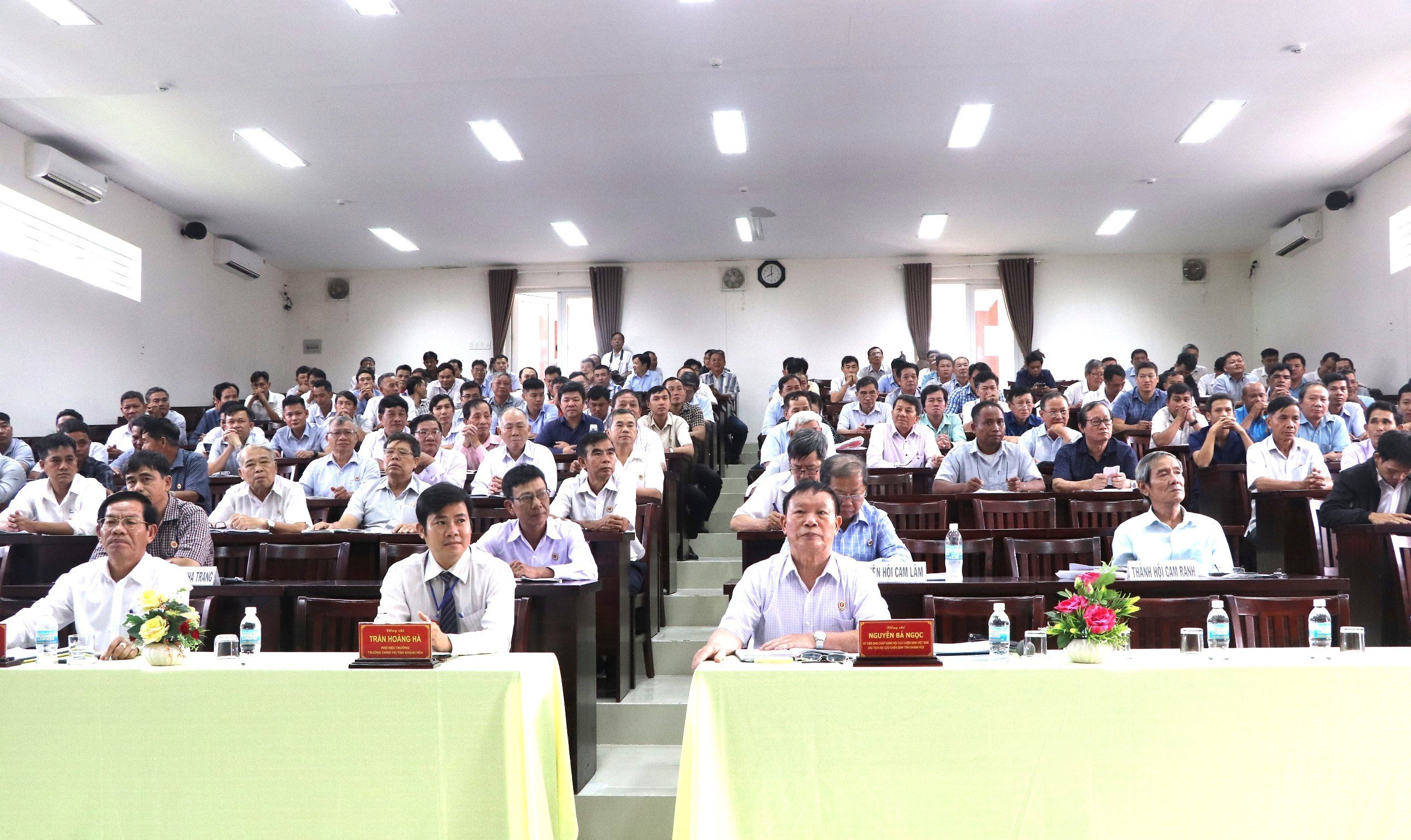 Hội Cựu chiến binh tỉnh Khánh Hòa:: Tập huấn, bồi dưỡng nghiệp vụ cho hơn 170 cán bộ hội