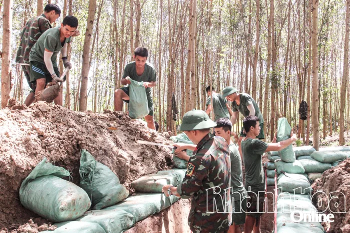 Chào mừng kỷ niệm 80 năm Ngày truyền thống Lực lượng vũ trang tỉnh Khánh Hòa (14-7-1945 - 14-7-2025): Xây dựng Lực lượng vũ trang tỉnh Khánh Hòa "Tinh - gọn - mạnh" 