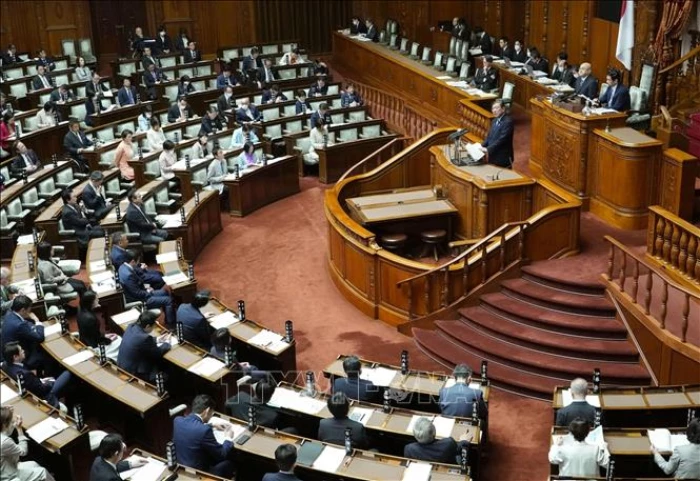 Bất ngờ với nguồn gốc đảng vừa giành chiến thắng vang dội trong bầu cử Nhật Bản