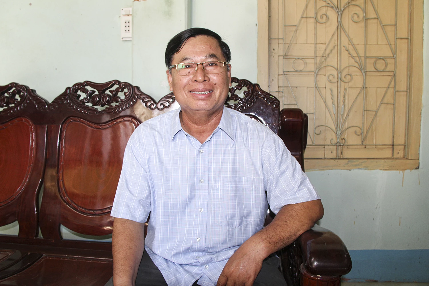 Ông Đổng Hoàn - cán bộ hưu trí xã Phước Hữu.