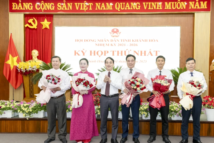 Chào mừng Đại hội đại biểu Đảng bộ Các cơ quan Đảng tỉnh Khánh Hòa lần thứ nhất, nhiệm kỳ 2025 - 2030: Đảng bộ HĐND tỉnh: Đổi mới, kiến tạo phát triển 