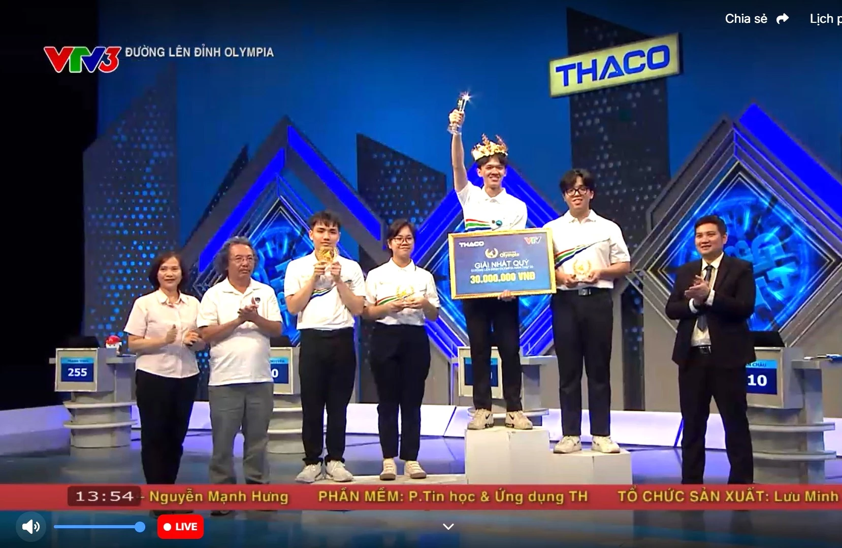 Thí sinh Đoàn Thanh Tùng đoạt giải nhất vòng thi quý III. 