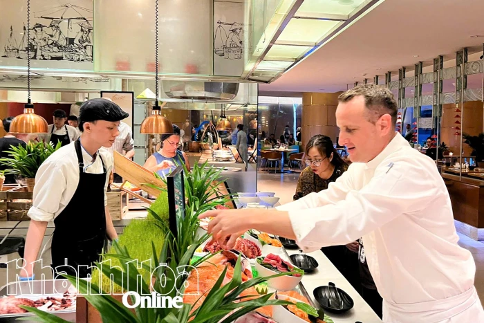 “Khát” nhân lực du lịch mùa cao điểm