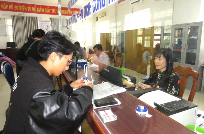 Xã Vạn Ninh: Tỷ lệ hồ sơ giải quyết đúng hạn và trước hạn đạt 99,73%.