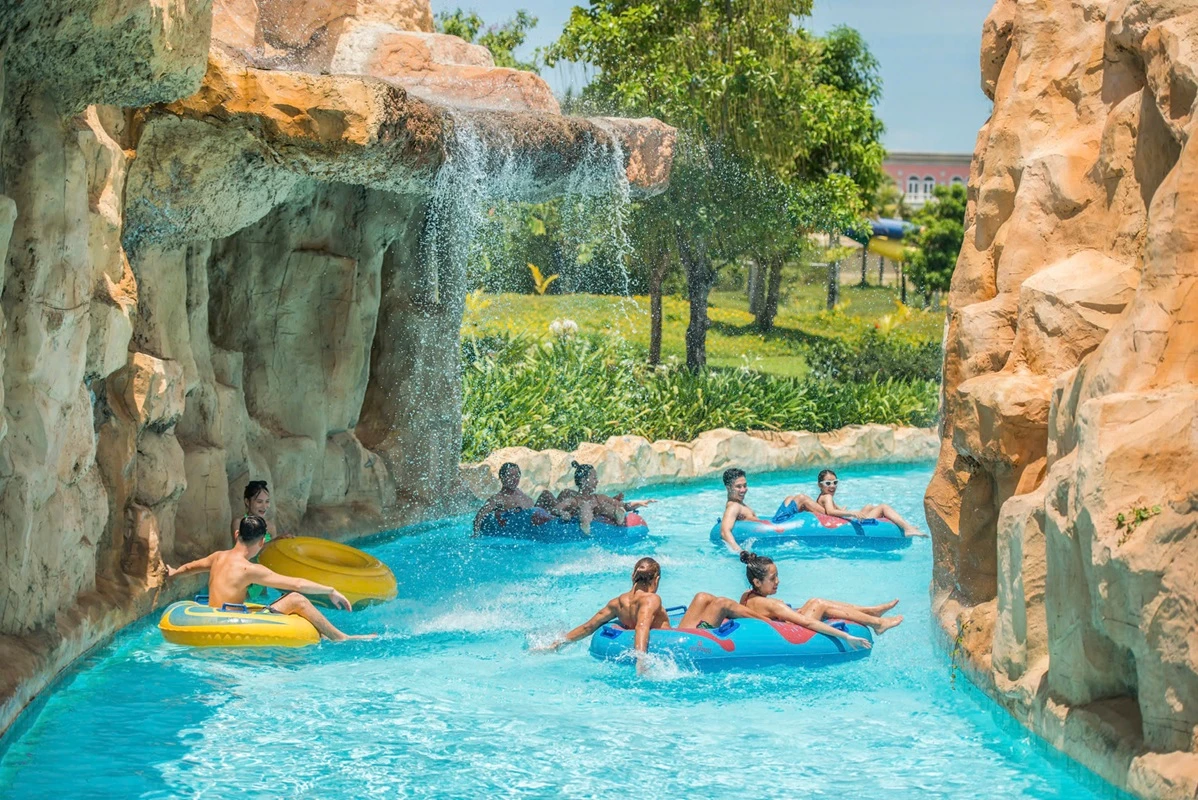 Đến công viên nước giải nhiệt, vui thứ thiệt. Ảnh: VinWonders.