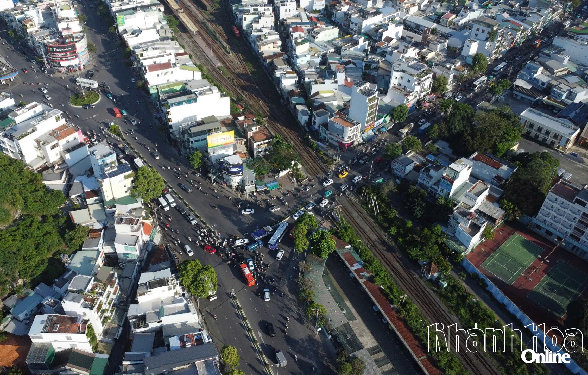 Nút giao Mả Vòng vào giờ cao điểm