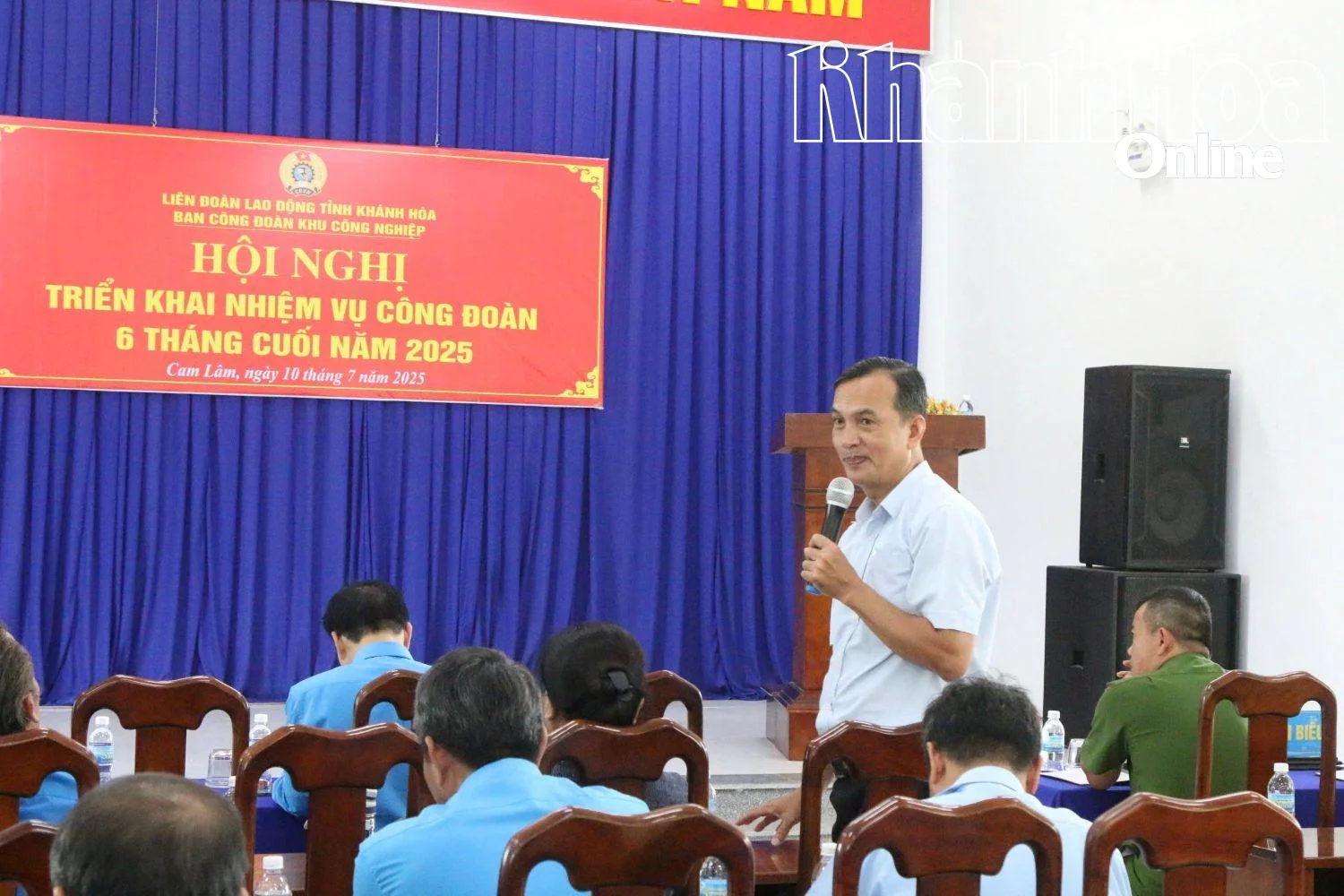 Đại diện các công đoàn cơ sở phát biểu tại hội nghị.