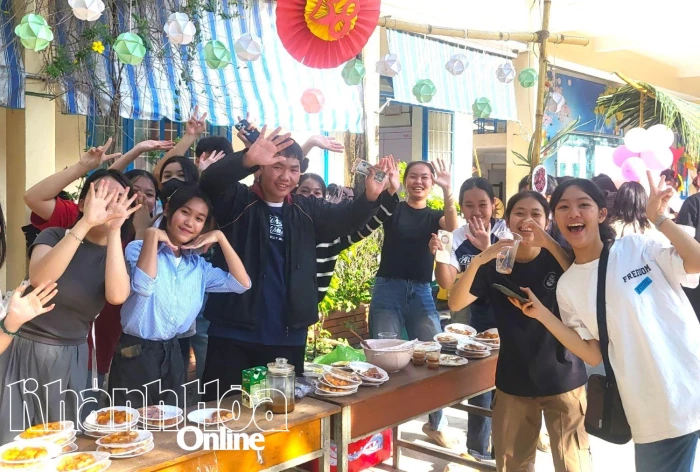 Chương trình Người dân Khánh Hòa nói tiếng Anh: Phát động cuộc thi thiết kế video quảng bá du lịch Khánh Hòa