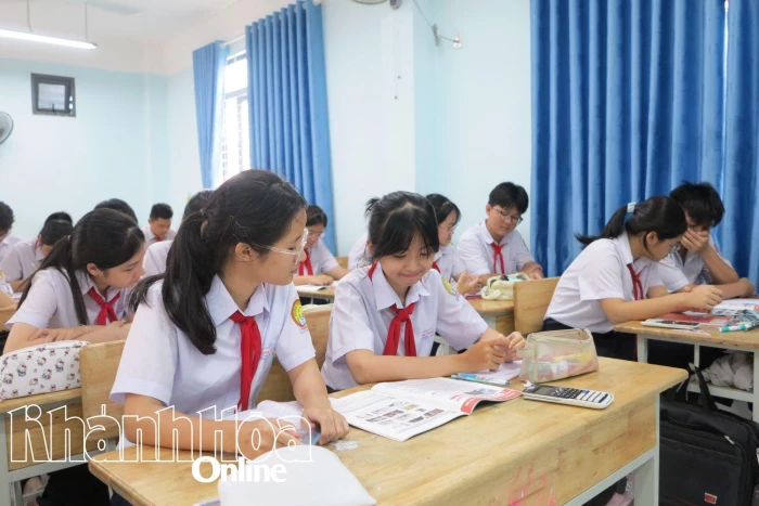 Triển khai các quy định về phân cấp quản lý giáo dục