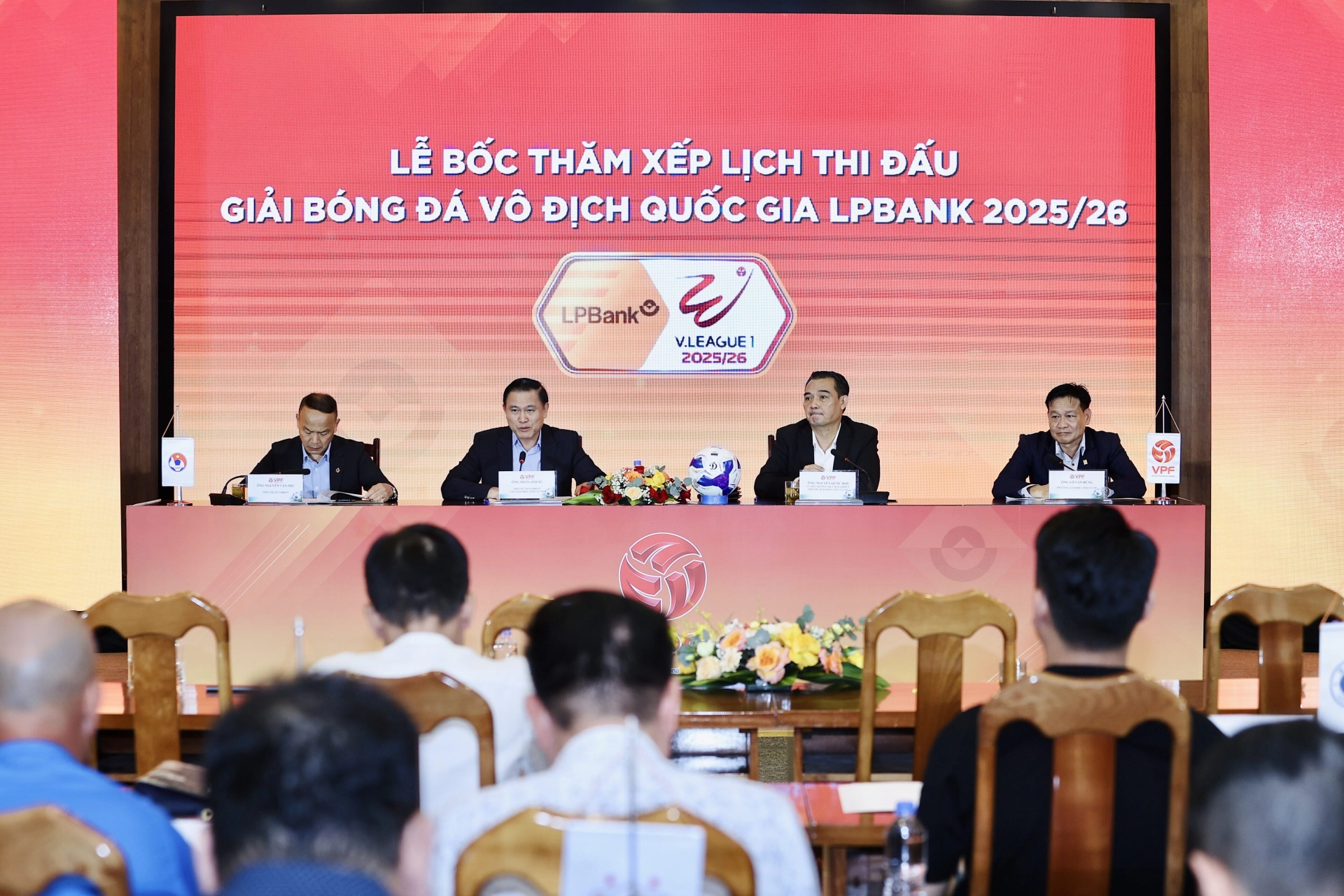 Lễ bốc thăm, xếp lịch thi đấu V.League 1 - 2025 - 2026. Nguồn: VPF