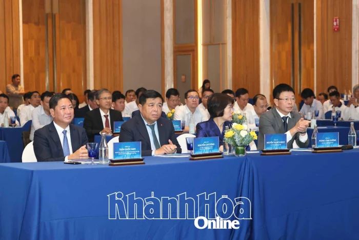 Nhiều giải pháp đưa Khánh Hòa phát triển trong kỷ nguyên mới