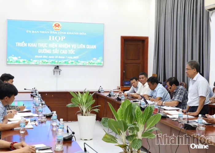 Khẩn trương triển khai công tác giải phóng mặt bằng Dự án Đường sắt tốc độ cao trên trục Bắc - Nam đoạn qua địa phận tỉnh Khánh Hòa