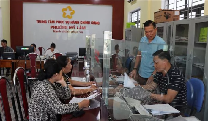 Tiếp tục xây dựng tổ chức, hoạt động của đơn vị hành chính 2 cấp bảo đảm thông suốt, hiệu quả