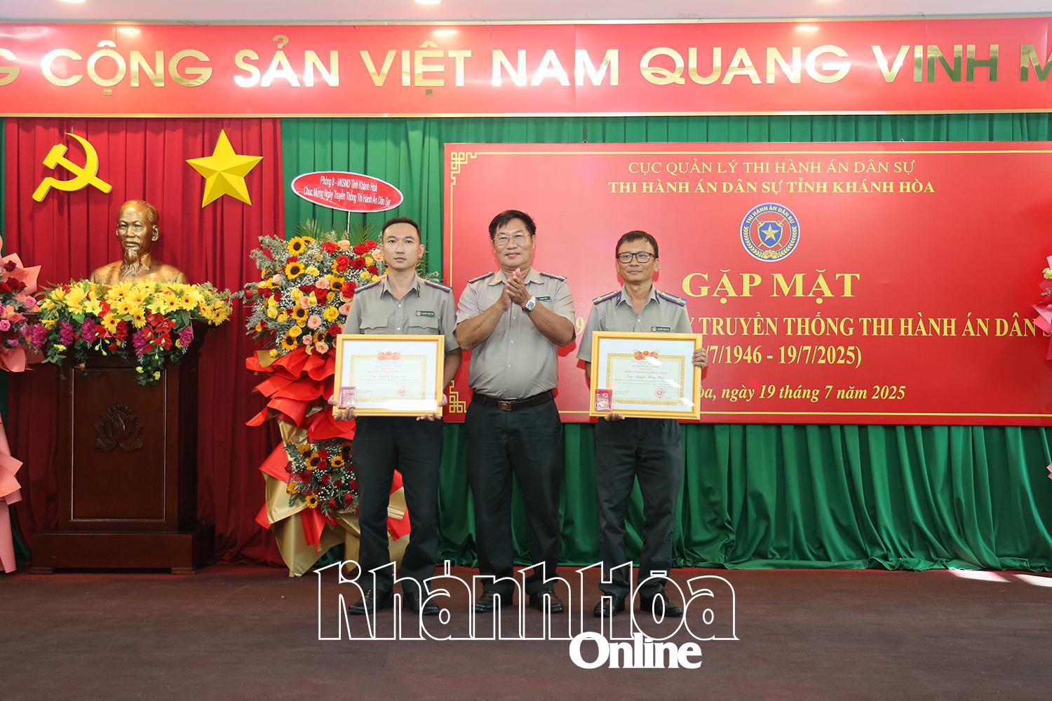 Các cá nhân nhận danh hiệu chiến sĩ thi đua ngành Tư pháp giai đoạn 2022-2024.