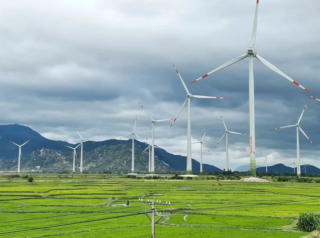 Mở ra vị thế trung tâm năng lượng quốc gia