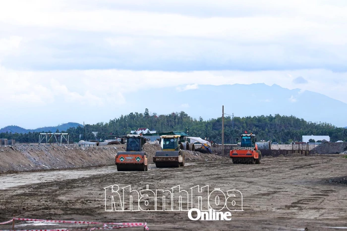 Dự án "Tuyến đường ven biển từ xã Vạn Lương, huyện Vạn Ninh đi thị xã Ninh Hòa": Nỗ lực vượt khó thi công