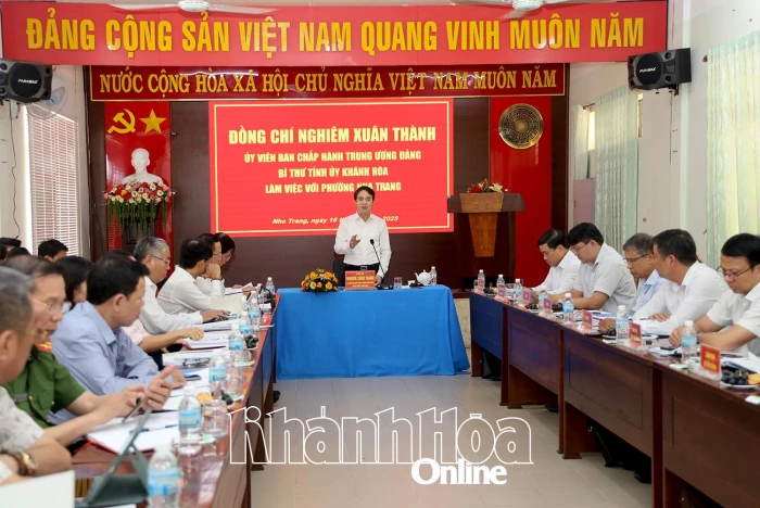 Bí thư Tỉnh ủy Nghiêm Xuân Thành làm việc với phường Nha Trang