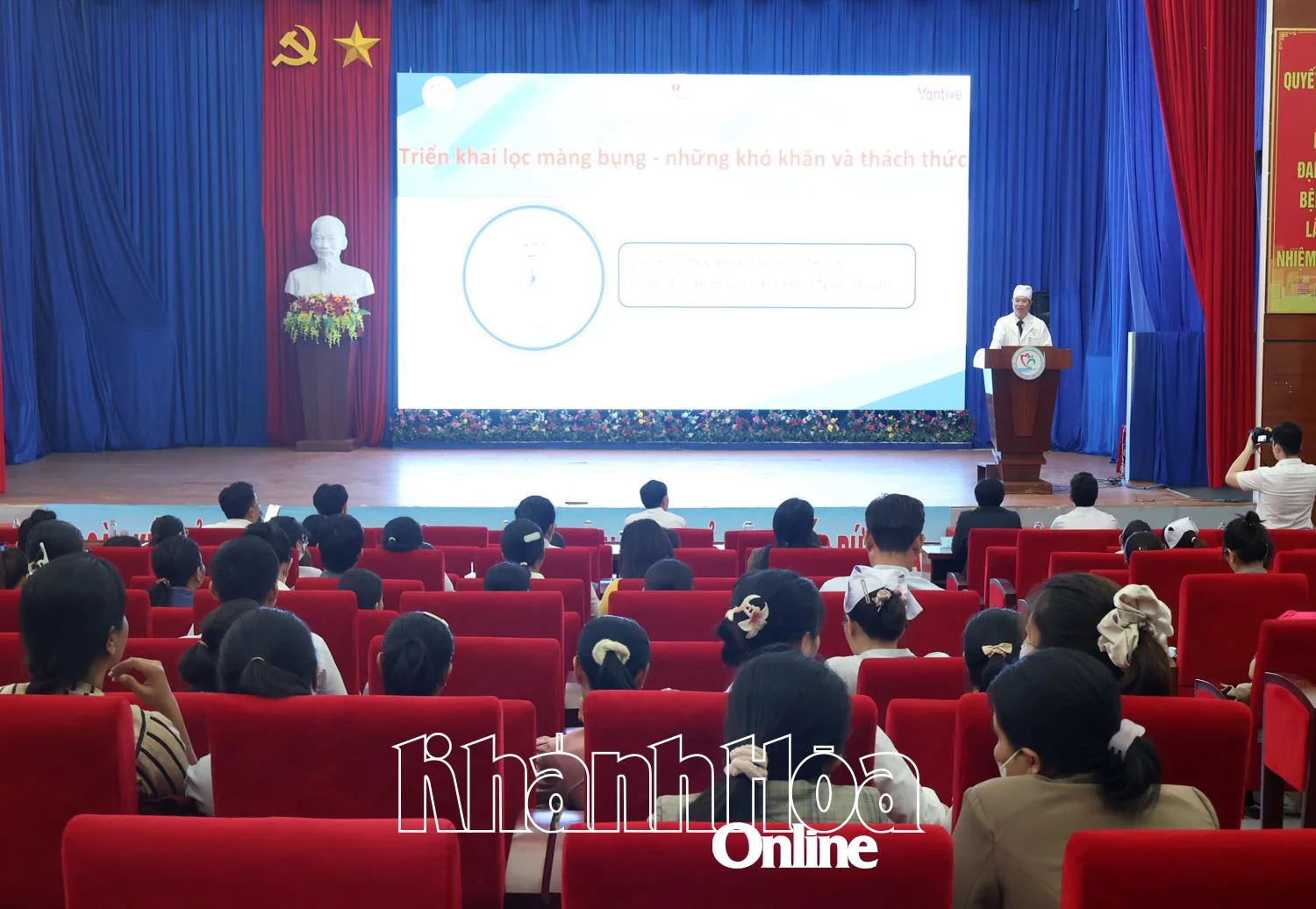 Quang cảnh hội thảo.